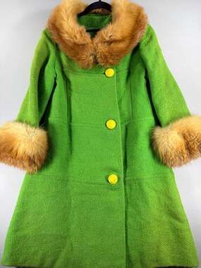 Vintage Green Wool Fur Collar Coat With Yellow Buttons